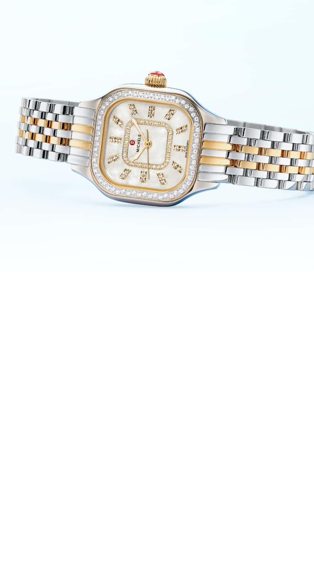 Meggie watch with a 7-link bracelet.